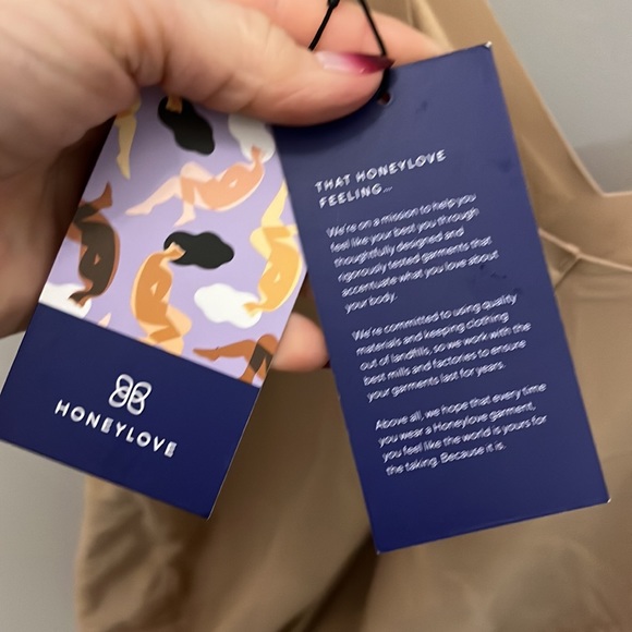 Honeylove Mid-Thigh Bodysuit Shapewear NWOT Medium Compression Nude Tan - Picture 7 of 10